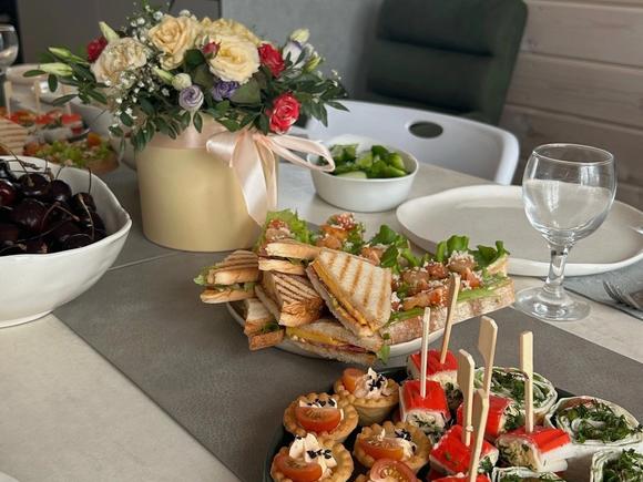 Сет на День рождения на 30 персон в Москве