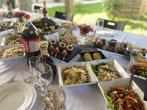 Свадьба на 15 персон с гоячими закусками в Москве