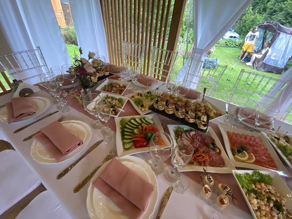 Банкетный сет на 35 персон с салатами и горячими закусками в Москве