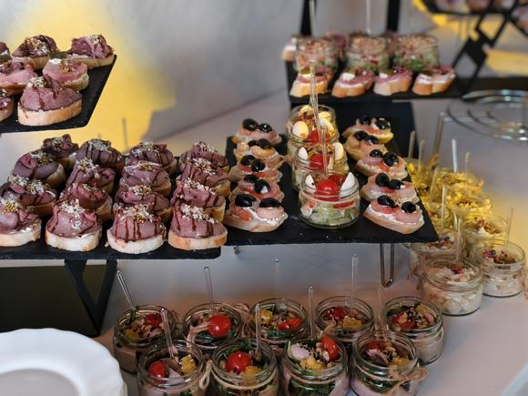 Мероприятие на 20 персон с бургерами в Москве