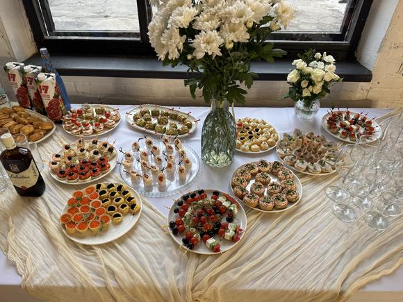 Фуршет на любое мероприятие на 20 персон в Москве