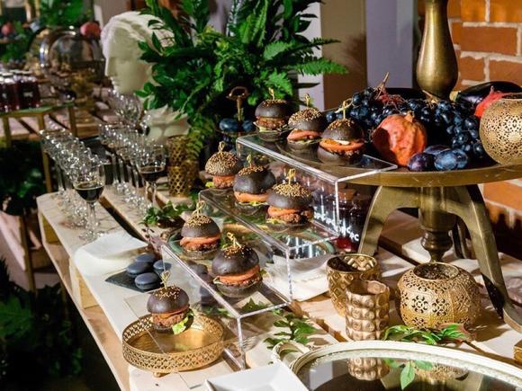 Фуршетное меню с бургерами на 10 персон в Москве