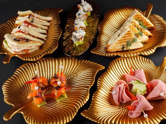 Праздничный фуршет на 10 персон в Москве