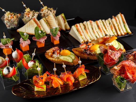 Корпоратив на 30 персон новогодний в Москве