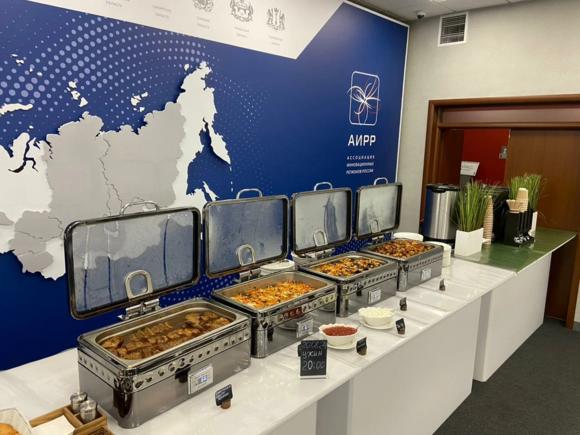 Доставка обедов на 20 персон в Москве