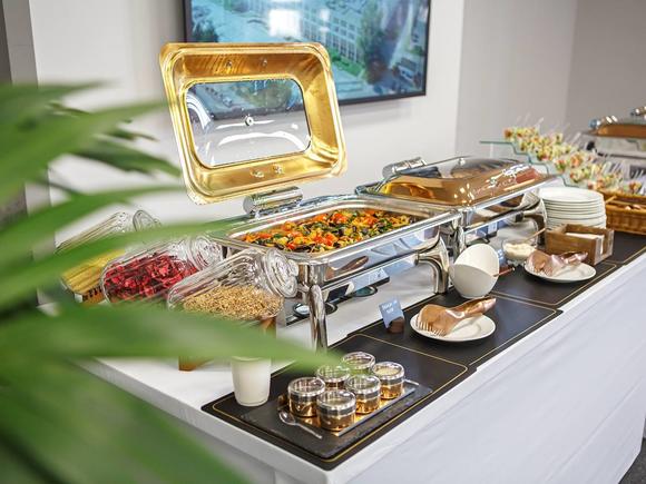 Фуршет на 80 персон на корпоратив премиум в Москве