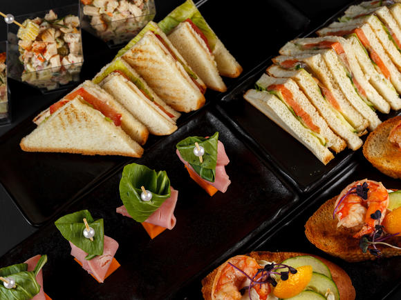 Бокс на 25 персон к 23 февраля в Москве