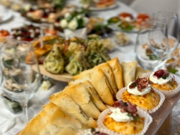 Сет "Холодные закуски и канапе" на 12-20 персон в Москве