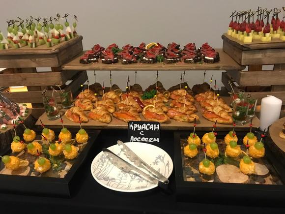 Кофе-брейк с обслуживанием на 100 персон в Москве