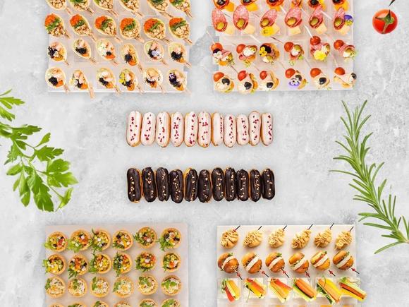 Фуршетный набор закусок "Для пикника" на 10-15 персон в Москве