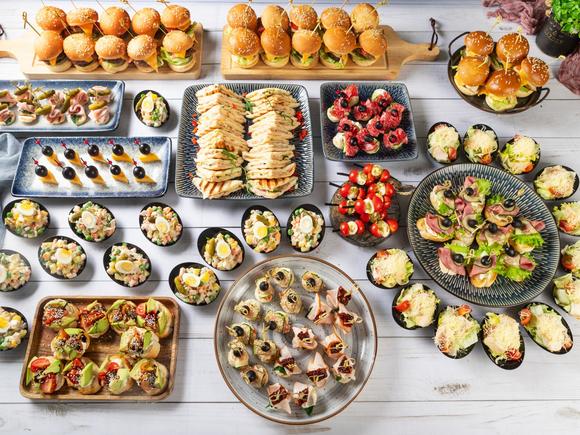 Сет с бургерами на 10-15 персон в Москве