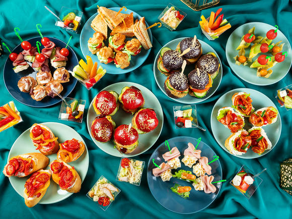 Заказать Фуршетный сет пикник на 15 персон в Москве