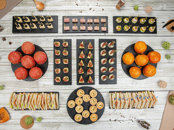 Заказать Сет с бургерами на 10-12 персон в Москве