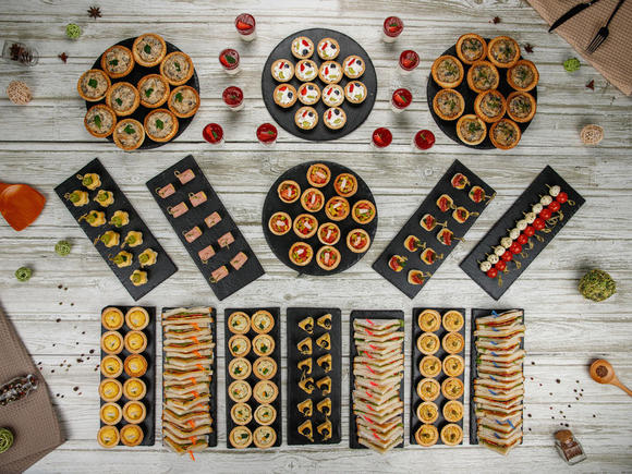 Холодные закуски на новогодний корпоратив на 25-30 персон в Москве