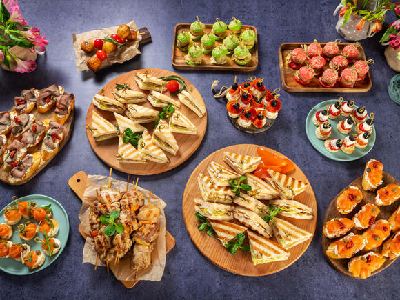 Заказать Фуршетный сет для дружной компании на 40 персон в Москве