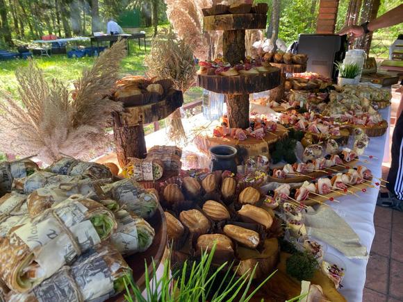 День рождения на 10-12 персон в Москве