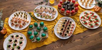 День рождения на 17 персон с горячими закусками