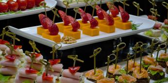 Фуршет на 100 персон