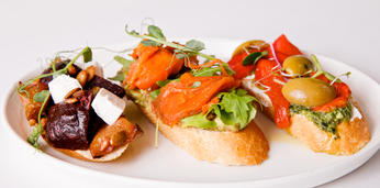 Доставка блюд и напитков на 40 персон