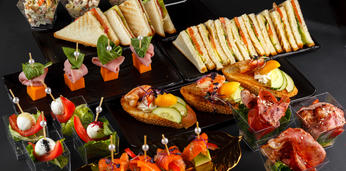 Бокс на 40 персон с горячими закусками