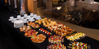 Изысканный кофе-брейк на 30 персон