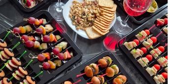 Фуршетный сет с горячими закусками на 18-20 персон