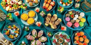 Фуршетный сет с горячими закусками на 16-20 персон