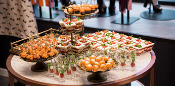 Сытный фуршет на 120 персон