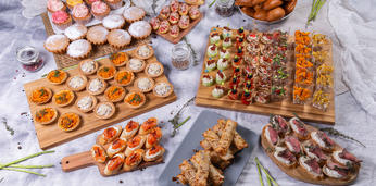 Фуршетный сет с десертами на 30-40 персон