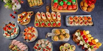 Легкий фуршетный сет с бургерами на 10-15 персон