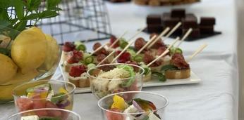 Мясной сет с салатами "Сытый папа" на 18-20 персон