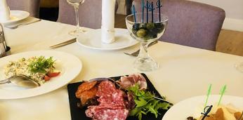 Праздничный банкетный сет на 3 персоны премиум