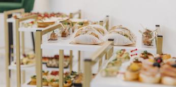 Сет Новинка на 35 персон