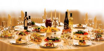 Банкет с сытными мясными блюдами на 10 персон