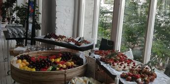 Фуршет на 35 персон с обслуживанием