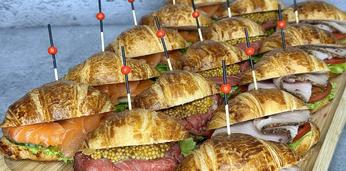 Сет круассанов на 8 персон