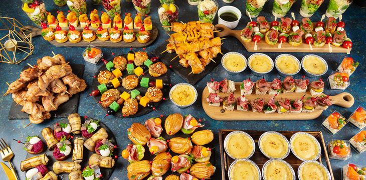 Заказать Фуршетный сет изобильный с горячими закусками на 15 персон в Москве