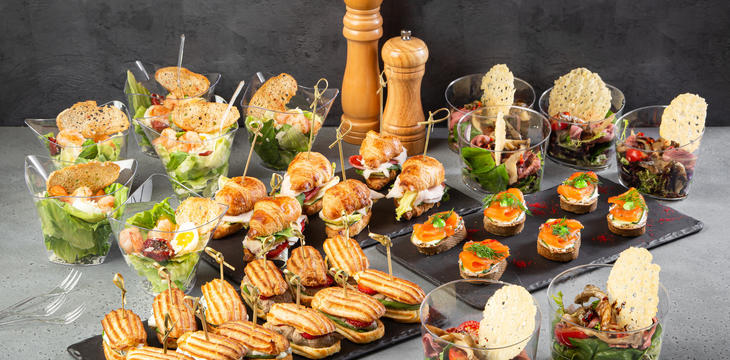 Заказать Фуршетный сет для друзей на 10 персон в Москве