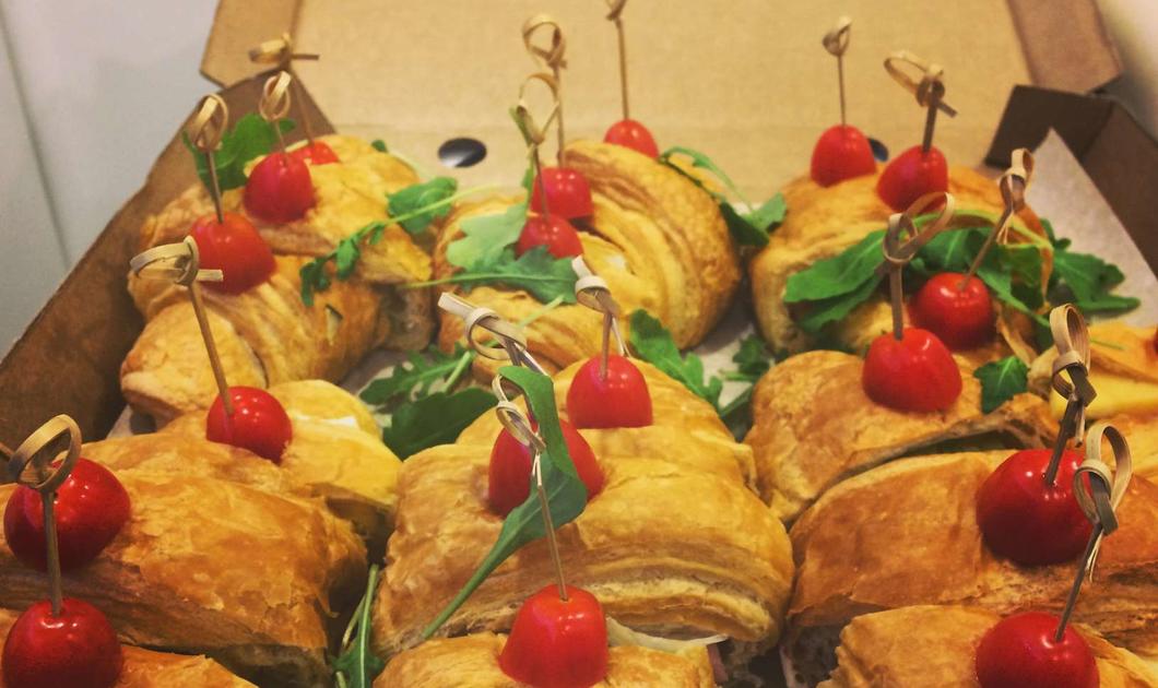 1/2 catering
