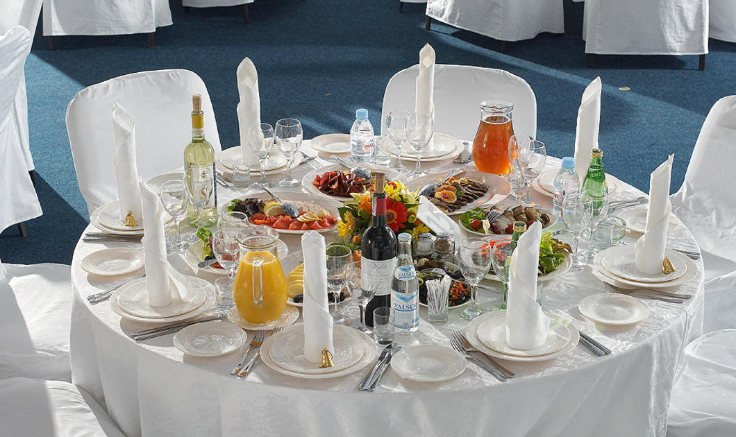 Банкет на 110 персон для Агрокомбинат "Московский" Office Catering Банкет на 110 персон для Агрокомбинат "Московский" Office Catering