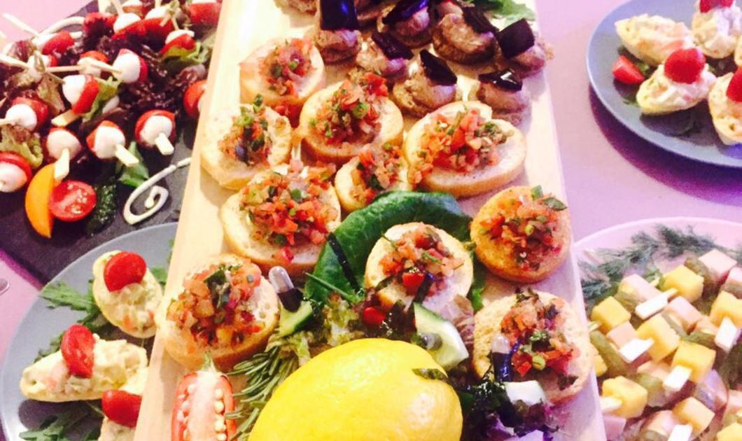 Открытие нашего кафе. Брускетты, канапе, мини салаты. Best Friend catering
