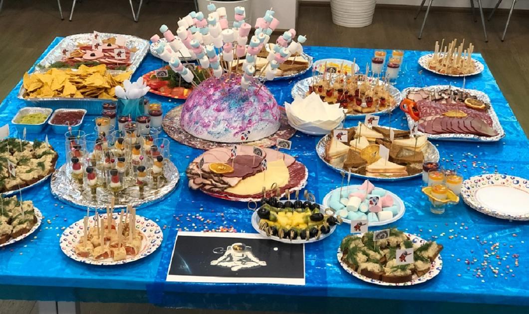 Фуршет на 200 человек, декор на космическую тематику Home Catering Фуршет на 200 человек, декор на космическую тематику Home Catering