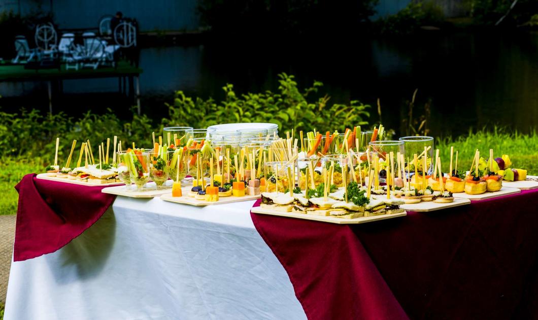 Фуршет на природе (30 персон) "SGK" CATERING