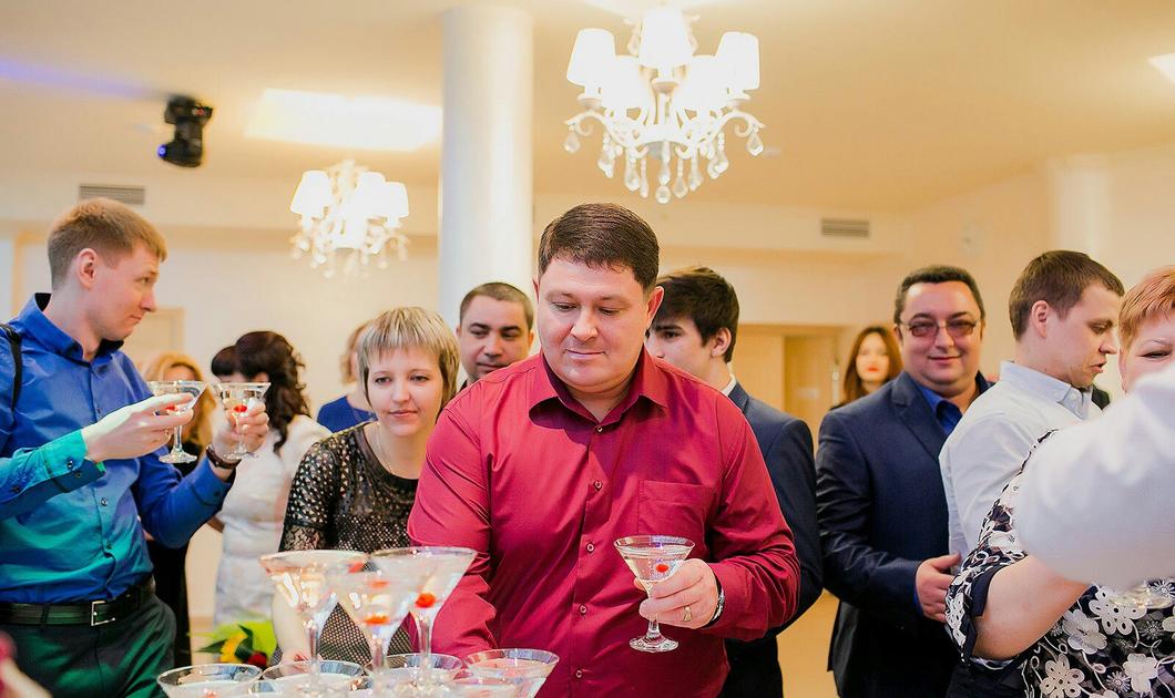 Пирамида шампанского в нашем банкетном зале Bianco ET Catering group